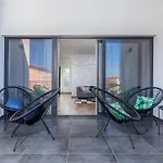 Sea Mare Stin Vista Apartment *