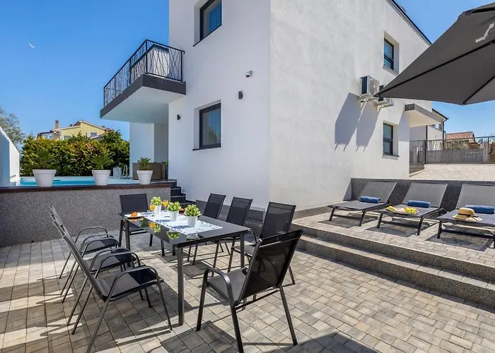SEA MARE Stin Vista Apartment Pula